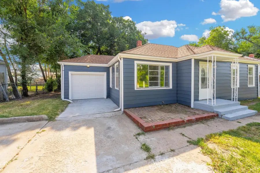 2122 N Erie Ave, Wichita, KS 67214 - #2