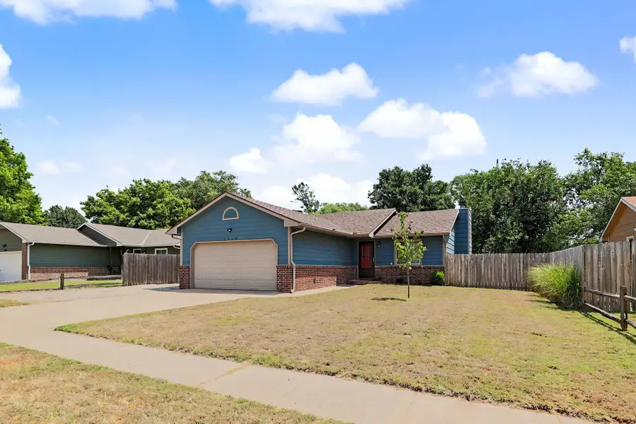 5418 S Market St, Wichita, KS 67216 - #2
