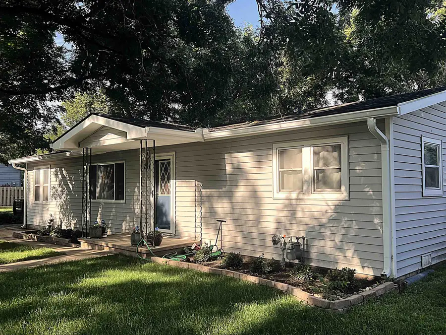 704 N Washington, Sedgwick, KS 67135 - #3