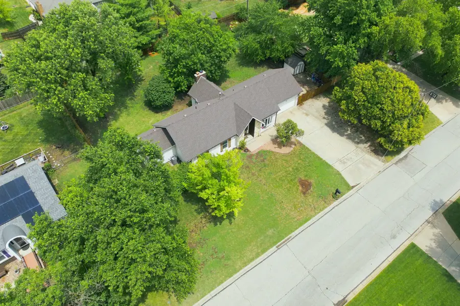 608 E Meadow Rd, El Dorado, KS 67042 - #3
