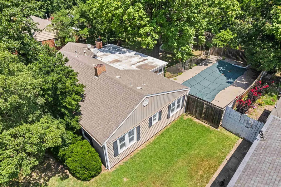 712 S Terrace Dr, Wichita, KS 67218 - #2