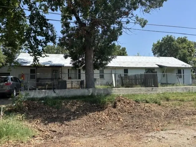 1844-1908 N 5th St, Salina, KS 67401 - #1