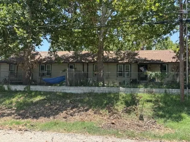 1844-1908 N 5th St, Salina, KS 67401 - #2