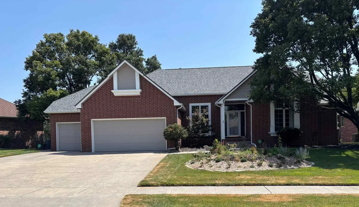 5021 N Harborside Ct, Wichita, KS 67204-2371 - #1
