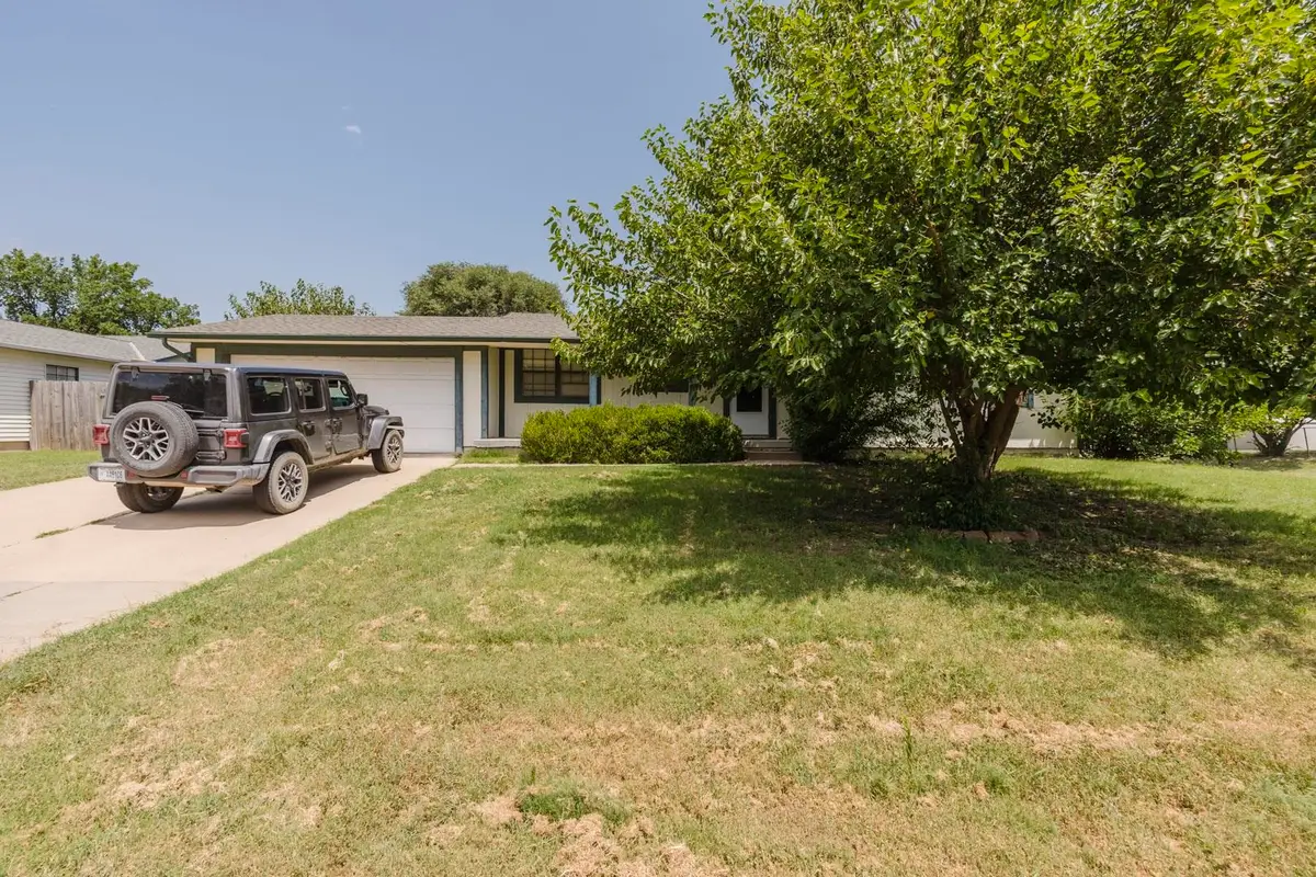 4914 Looman, Wichita, KS 67220 - #1