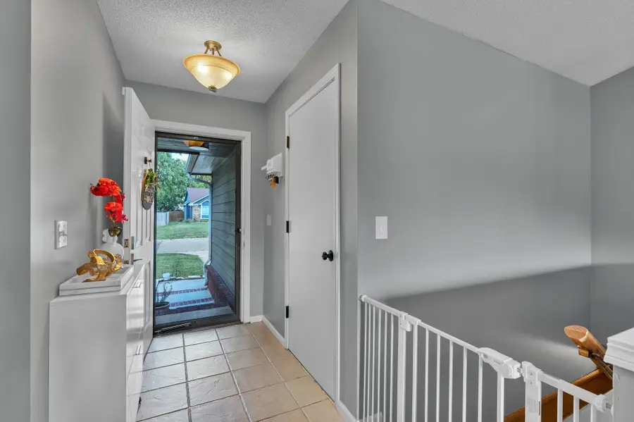 1833 N Shefford, Wichita, KS 67212 - #3