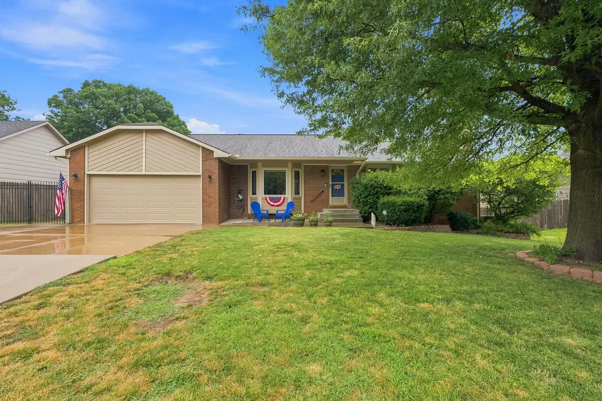 1113 N Ridgecrest, Derby, KS 67037 - #1