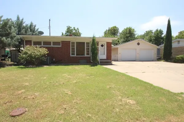 1113 W 27th, Wichita, KS 67204