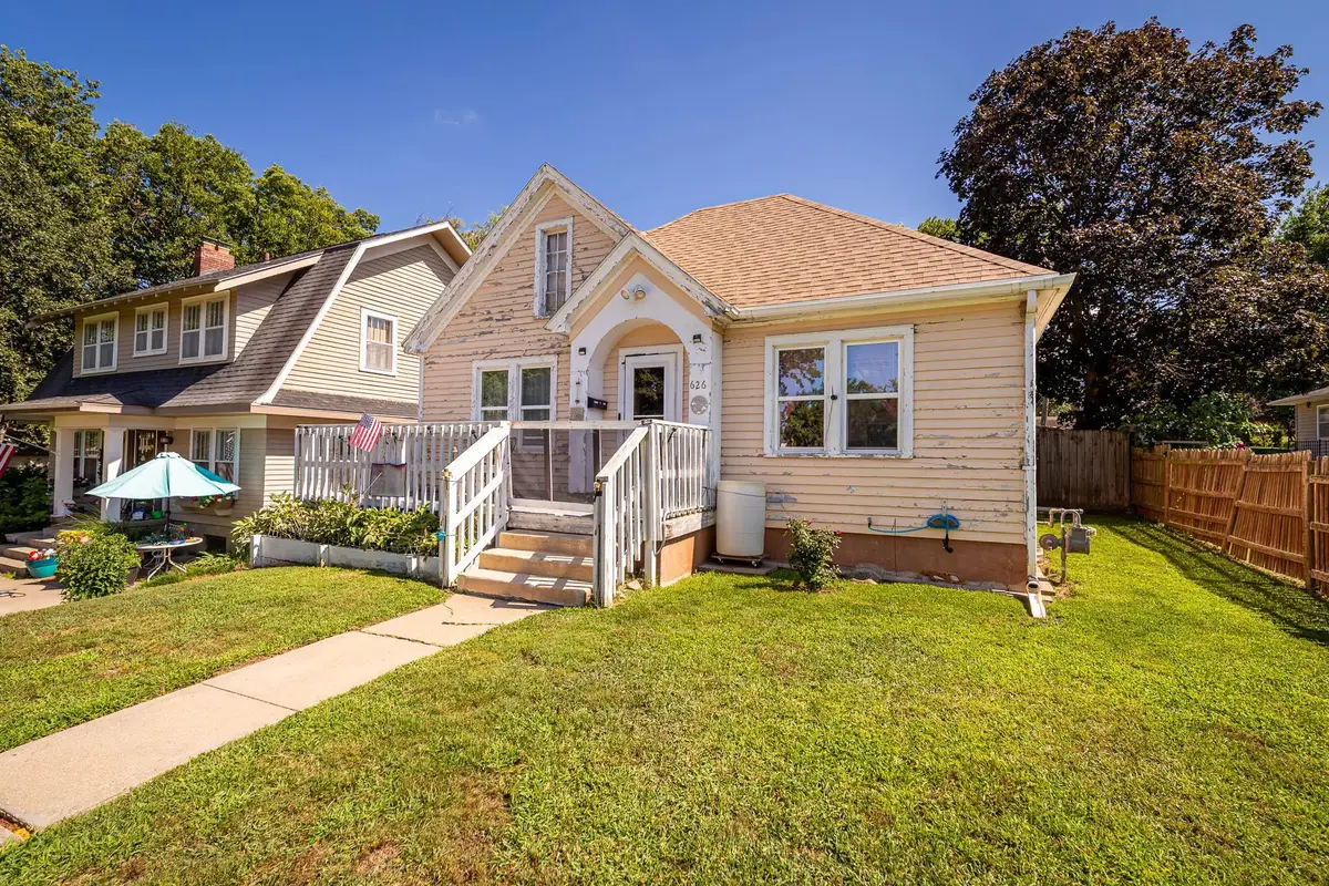 626 W 9th, Concordia, KS 66901 - #1