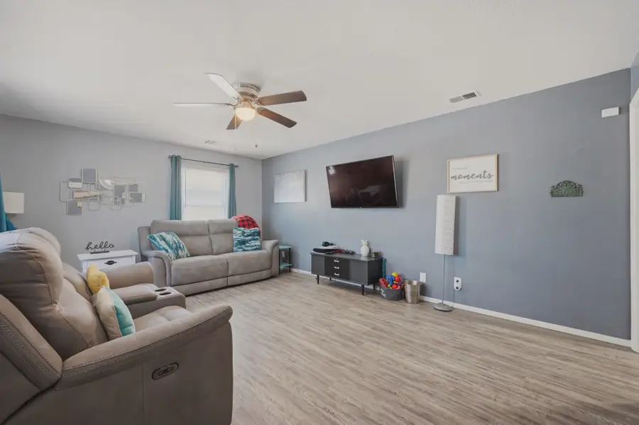 3305 W 31st, Wichita, KS 67217 - #3