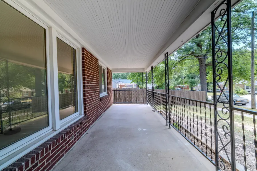 5116 E Larry Ln, Wichita, KS 67218 - #2