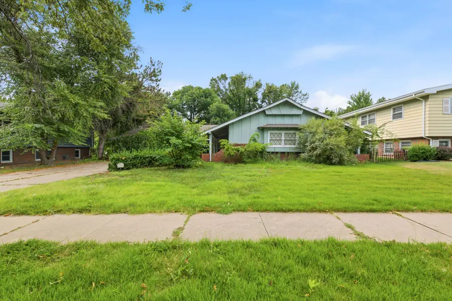 6205 E 11th St N, Wichita, KS 67208 - #2