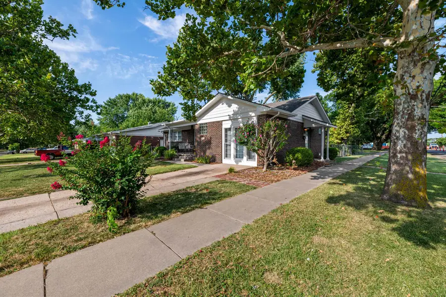 901 S Drury Lane, Wichita, KS 67207 - #3