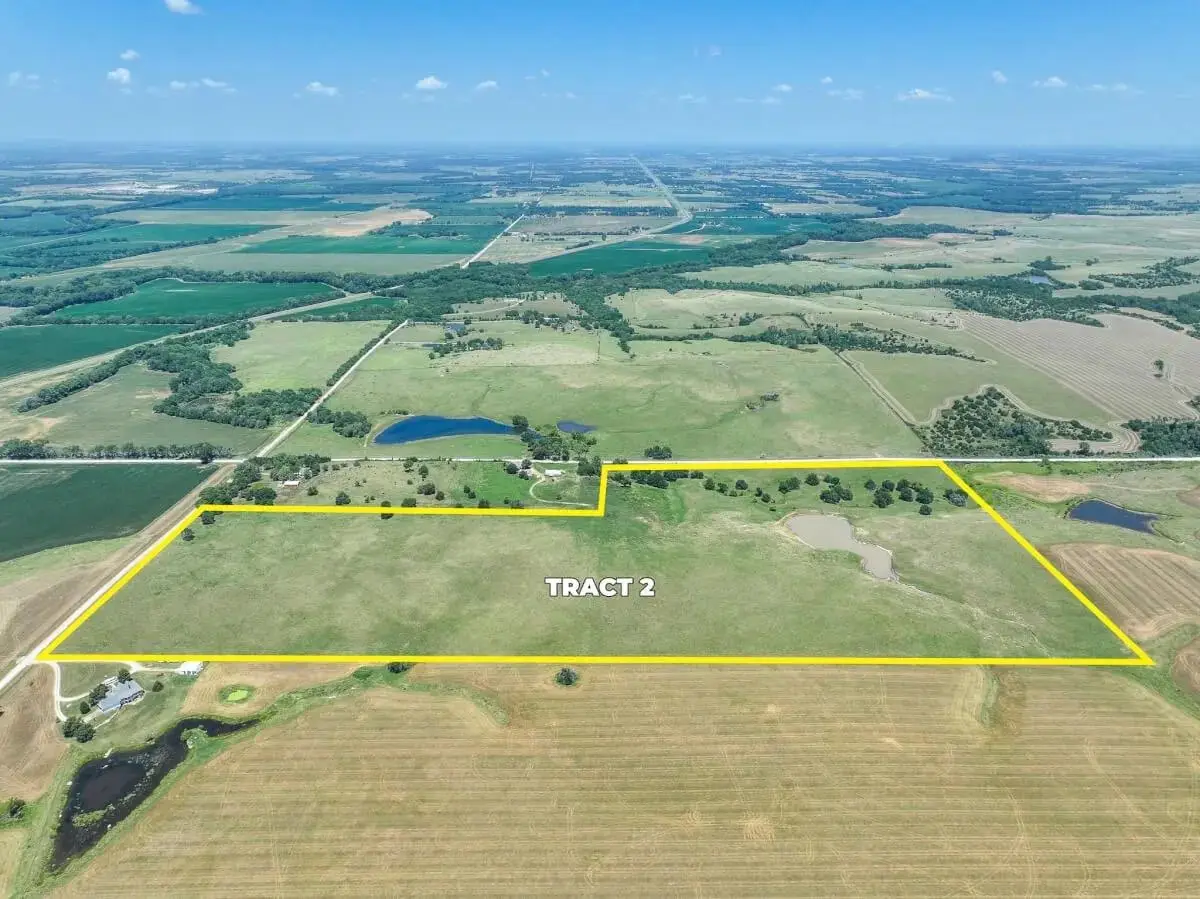 000 SW 200th St, Douglass, KS 67039 - #1