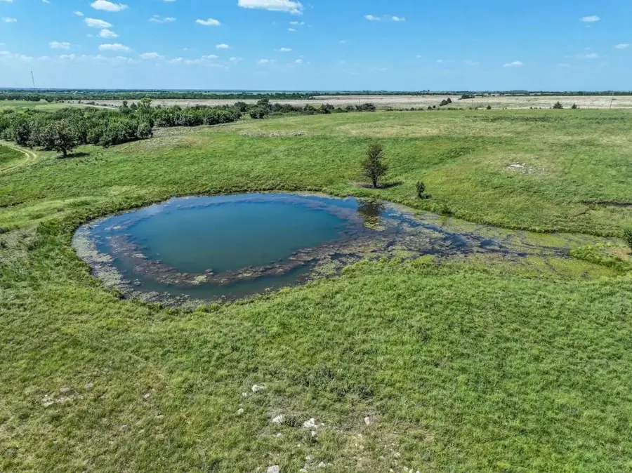 000 SW Shumway Rd, Douglass, KS 67039 - #3