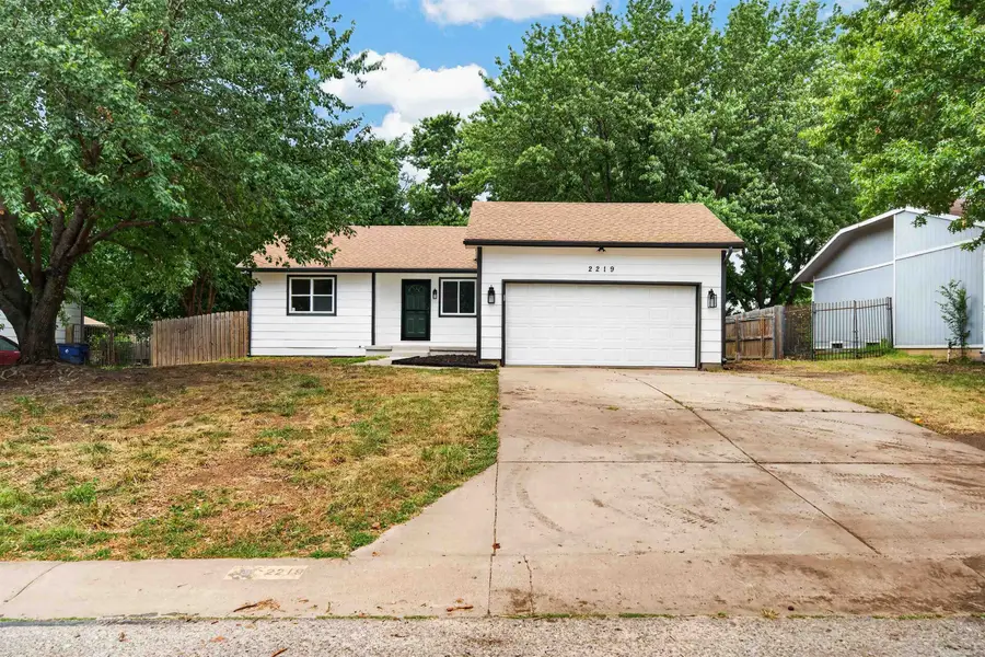 2219 N Basswood Ct, Derby, KS 67037 - #3