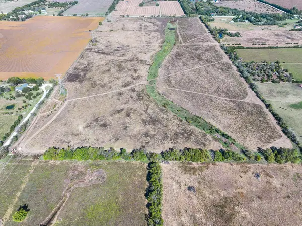 00000 SW Mulberry Road, Rose Hill, KS 67133