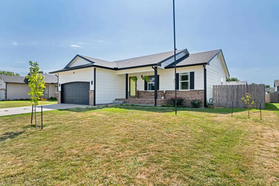 803 N Longview Ct., Valley Center, KS 67147 - #2