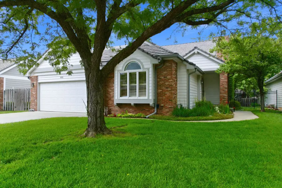 8818 E Bradford Circle, Wichita, KS 67206 - #2