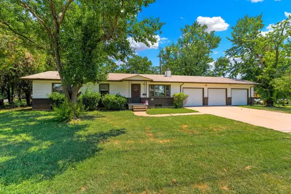 515 S G St, Wellington, KS 67152