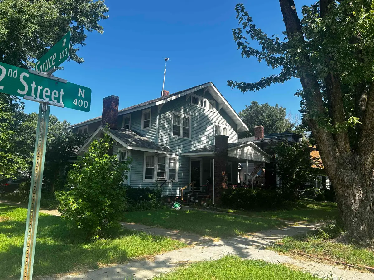 403 N 2nd, Arkansas City, KS 67005 - #1