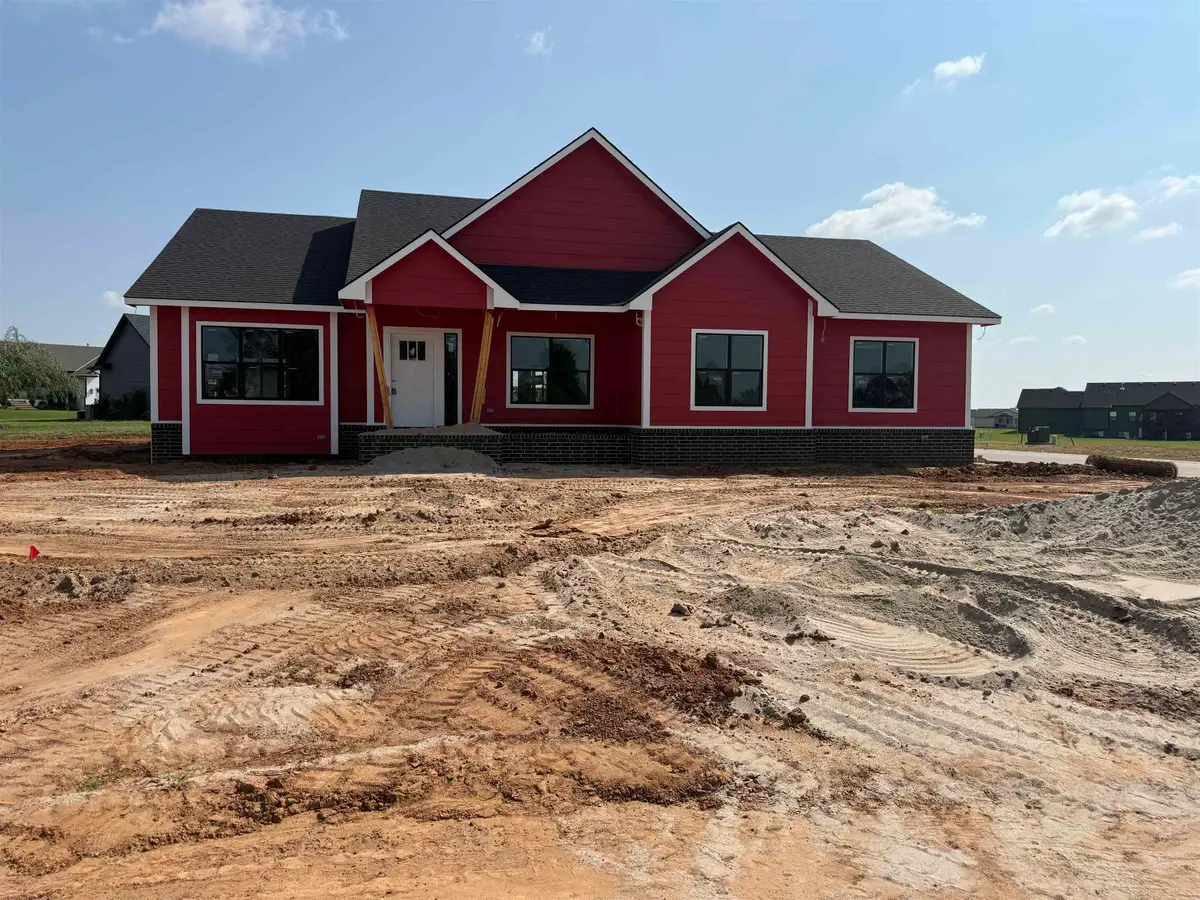 407 S Stoney Creek St, Clearwater, KS 67060 - #1