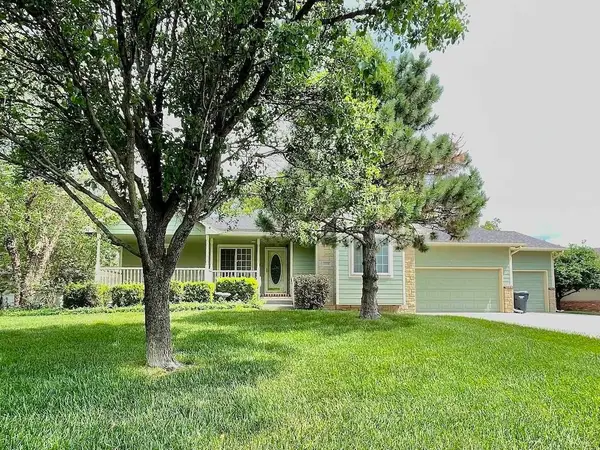 118 Primrose Ln, Rose Hill, KS 67133