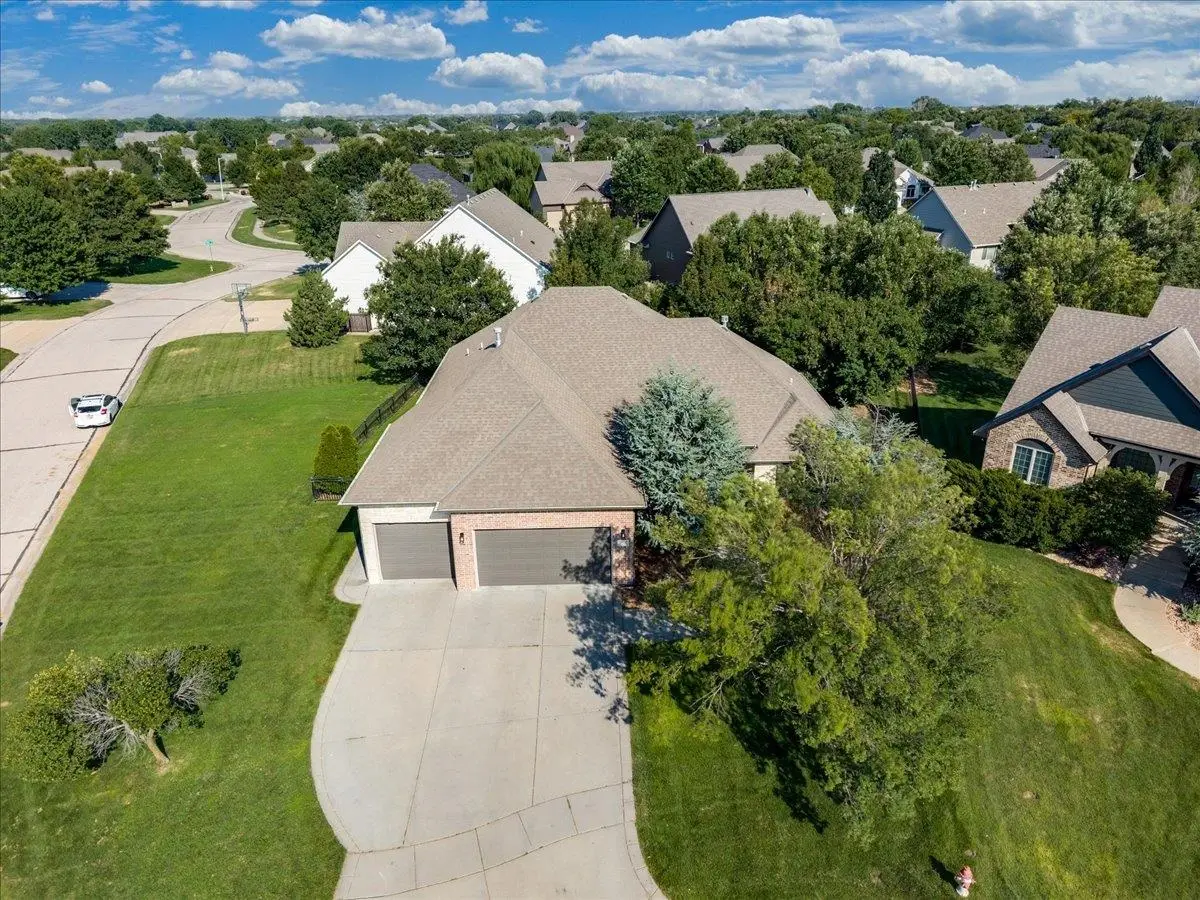 4011 N Bluestem Ct, Maize, KS 67101 - #1