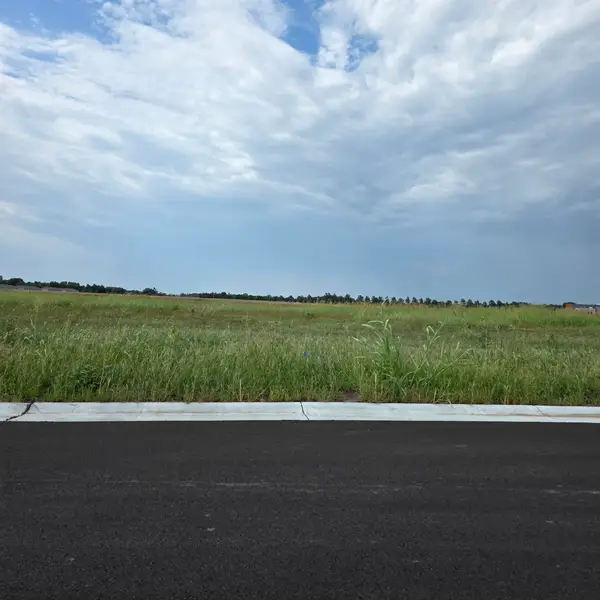 1320 Northridge, Valley Center, KS 67147