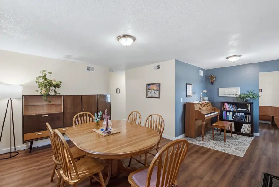 1601 W Regal, Wichita, KS 67217 - #3