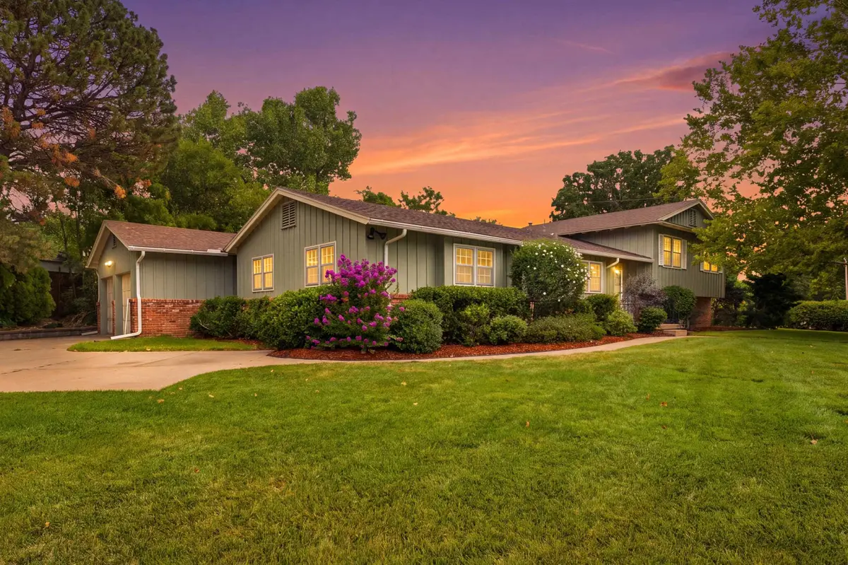 8132 E Morningside St, Wichita, KS 67207-1125 - #1