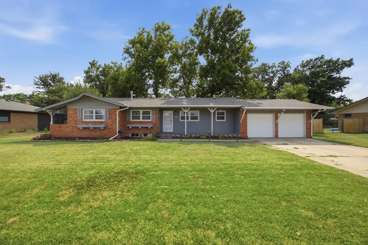 1505 N Lynnhurst Ave, Wichita, KS 67212 - #1