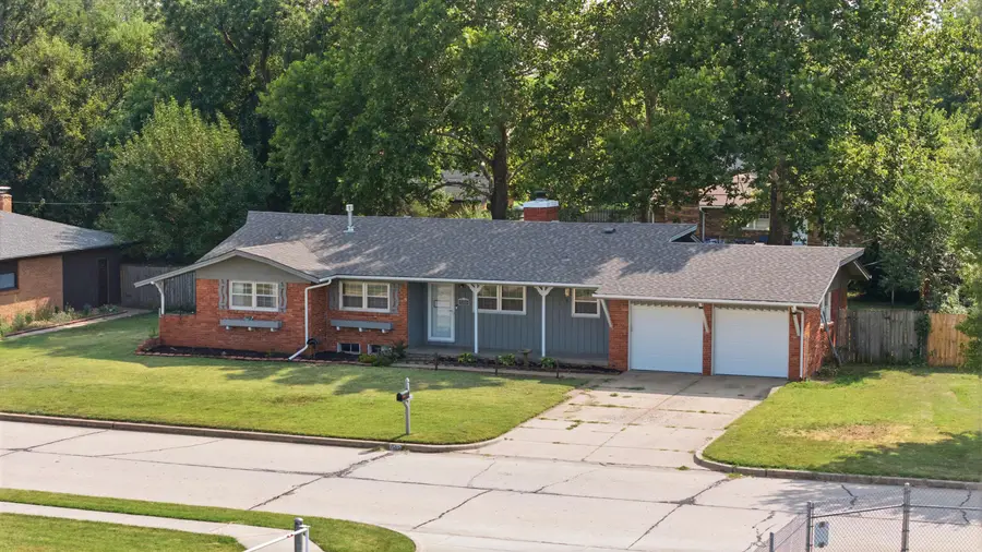 1505 N Lynnhurst Ave, Wichita, KS 67212 - #3