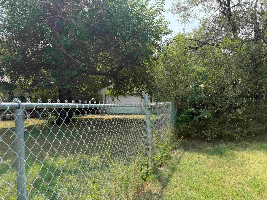4223 W Zoo Blvd, Wichita, KS 67212 - #3