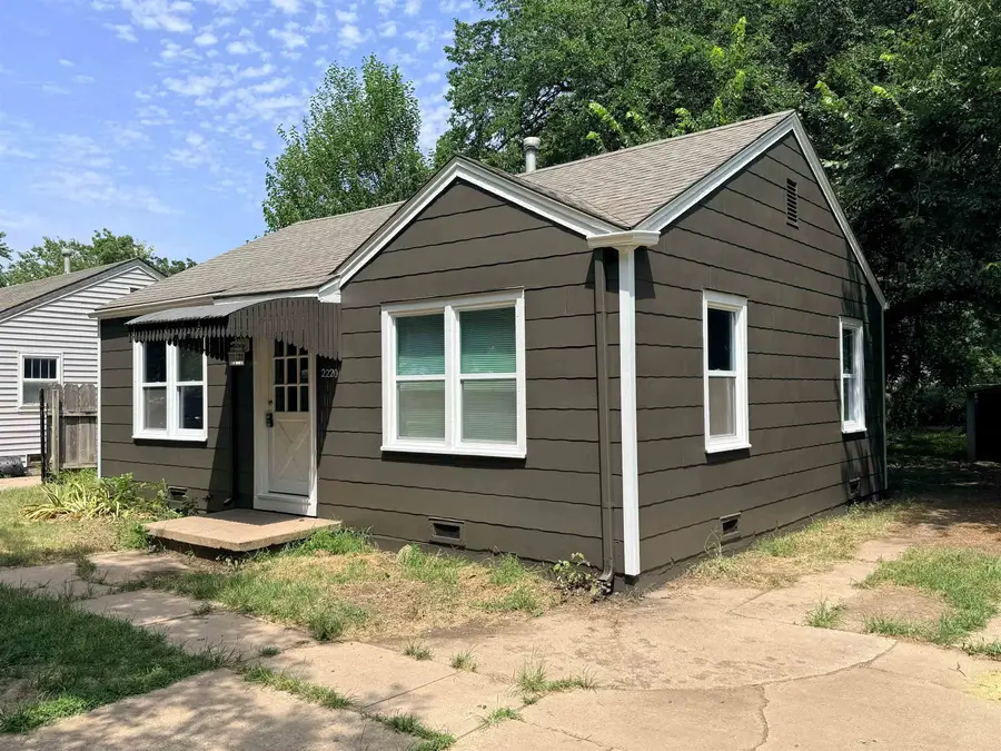2220 S Minneapolis Ave, Wichita, KS 67211 - #3