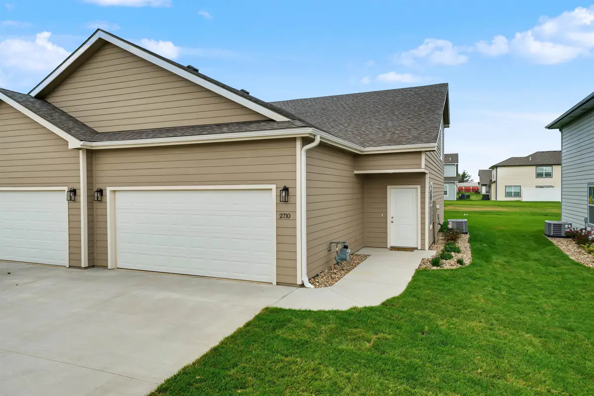 2710 Amelia Lane, Salina, KS 67401 - #1
