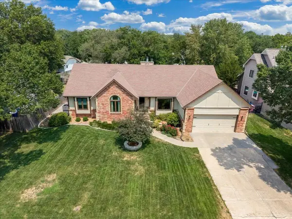 1518 E Pheasant Run, Derby, KS 67037