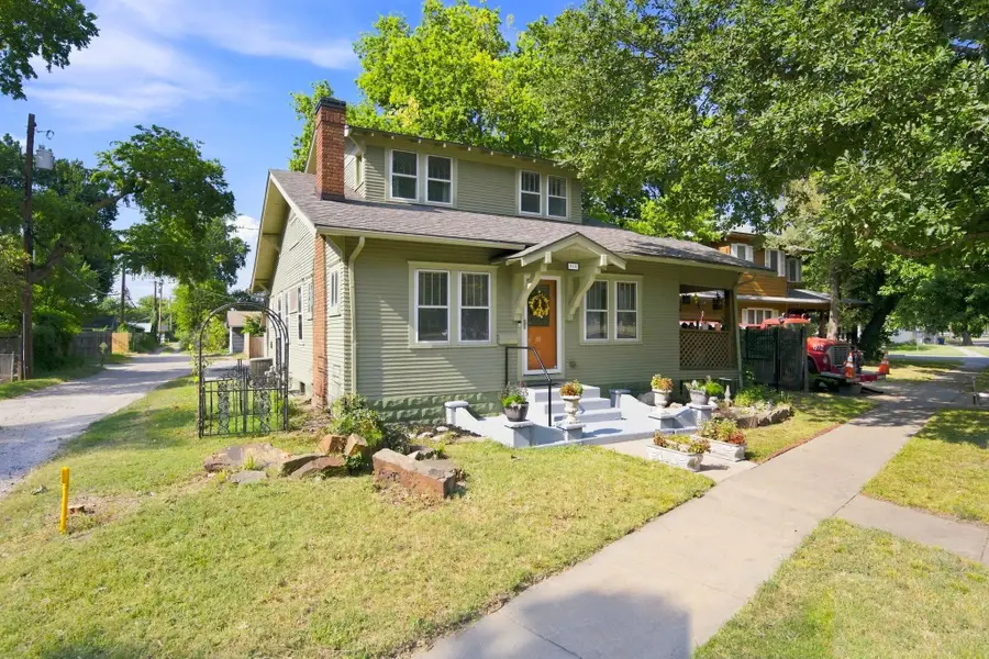 910 W Murdock St, Wichita, KS 67203 - #2