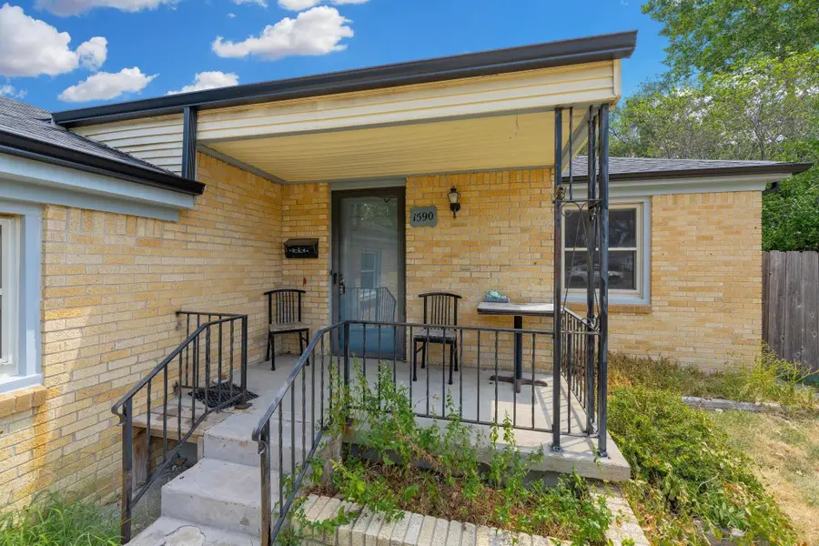 1590 N Womer Dr, Wichita, KS 67203 - #3