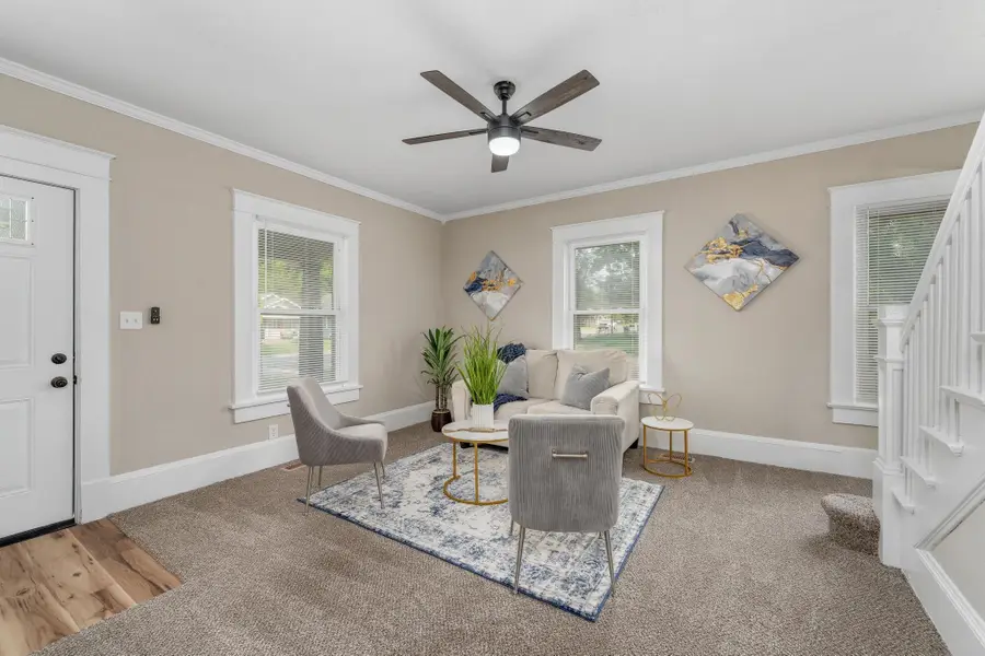 1028 Dearborn St, Augusta, KS 67010 - #3