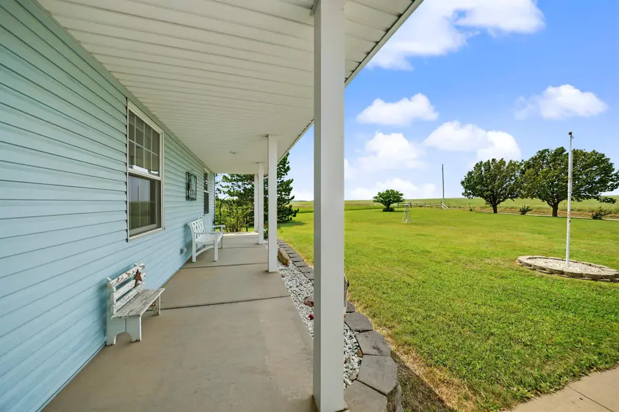 442 N 150th Rd, Bennington, KS 67422 - #3