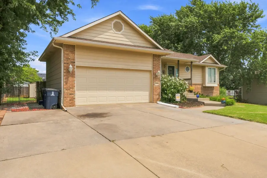 2850 W 4th Ave, El Dorado, KS 67042 - #3