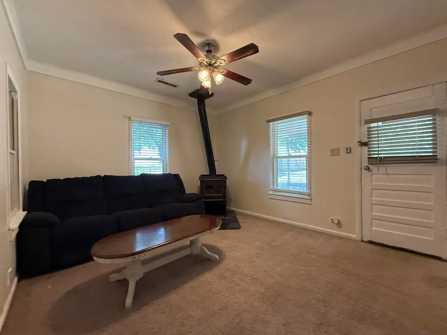 321 W Violet, Potwin, KS 67123 - #3