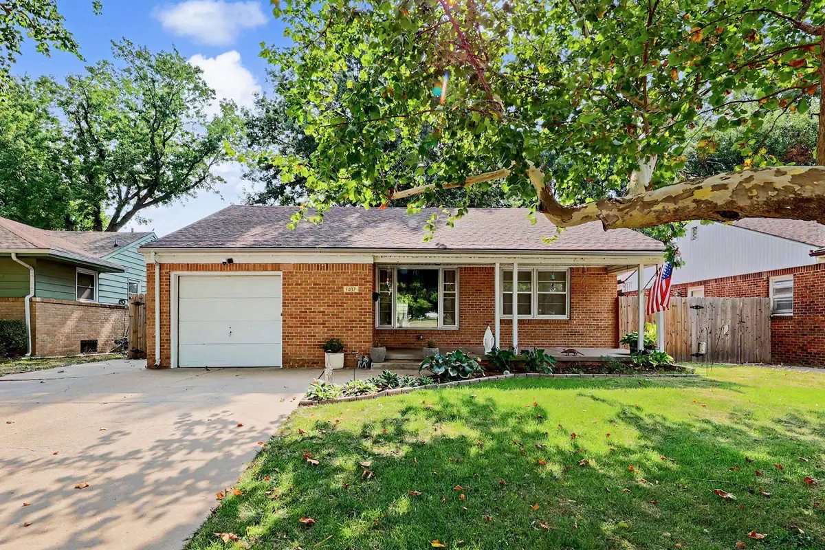 1032 S Fabrique, Wichita, KS 67218 - #1