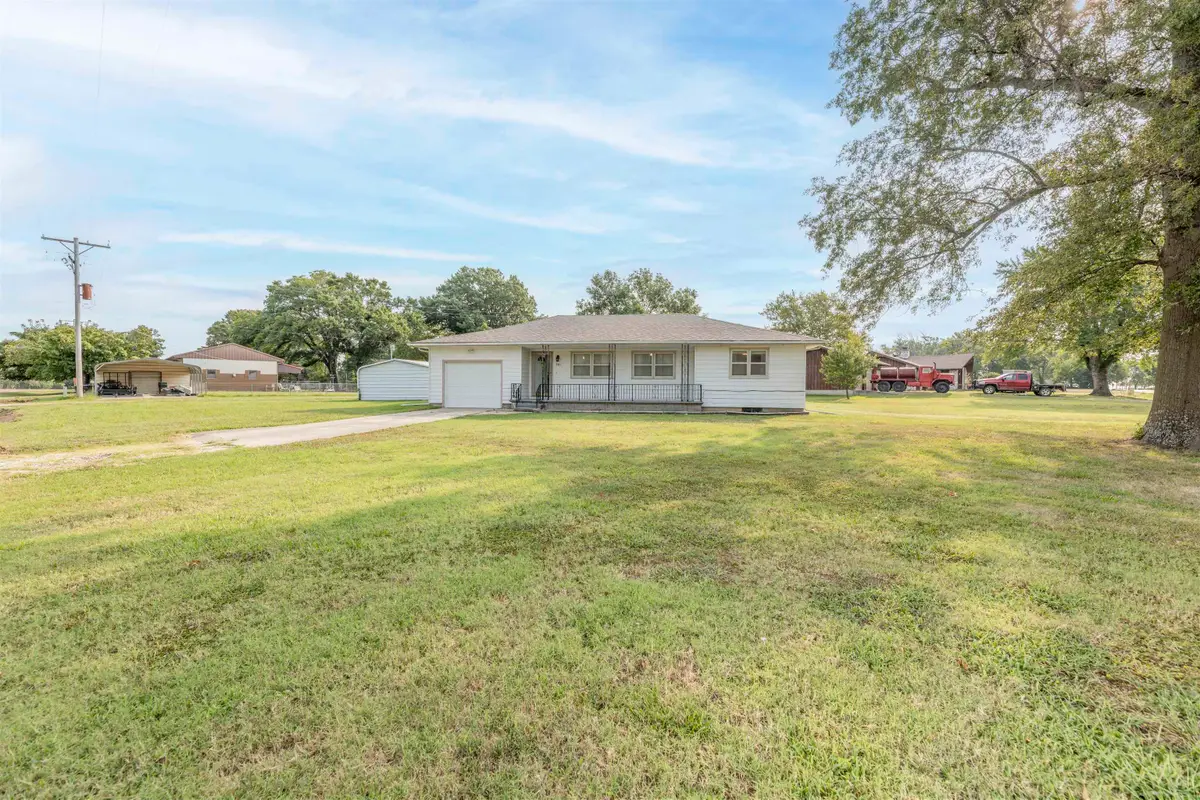 241 S Howard, Howard, KS 67349 - #1