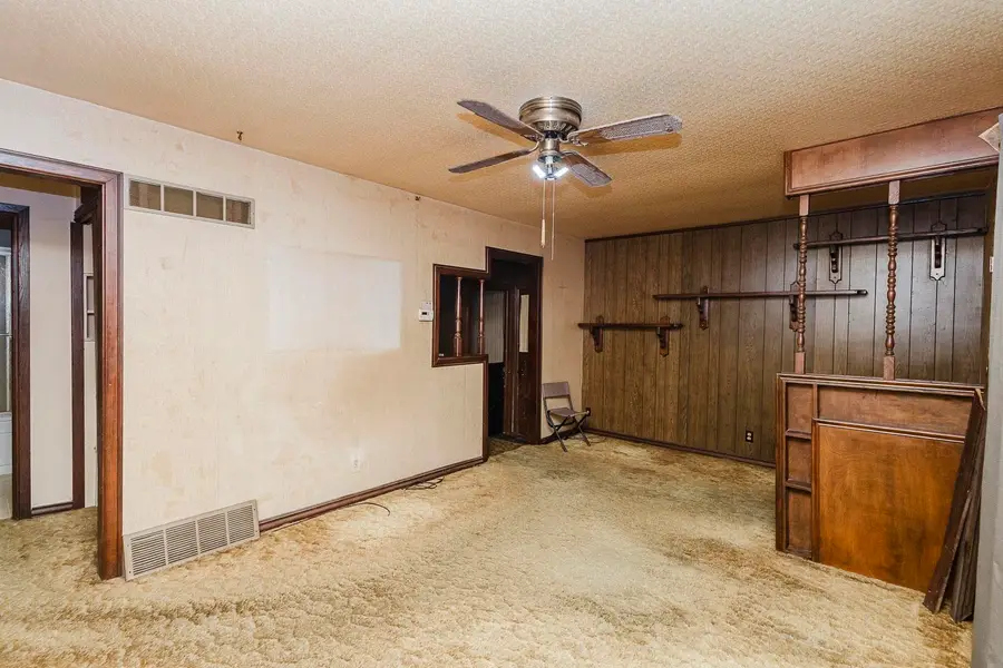 2721 S Washington, Wichita, KS 67216 - #3