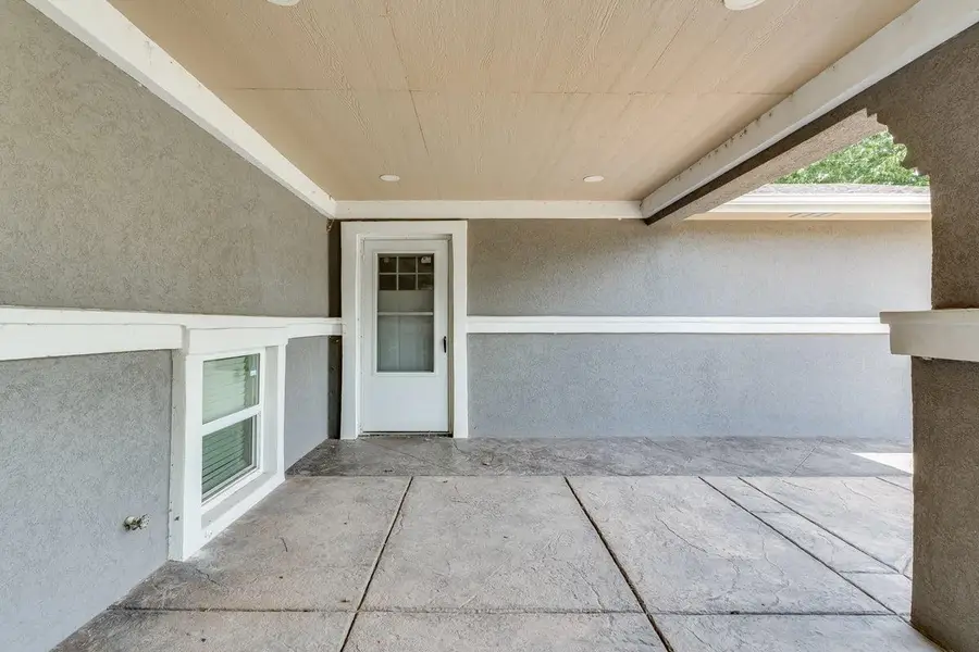3013 W Hadden Ave, Wichita, KS 67217 - #3