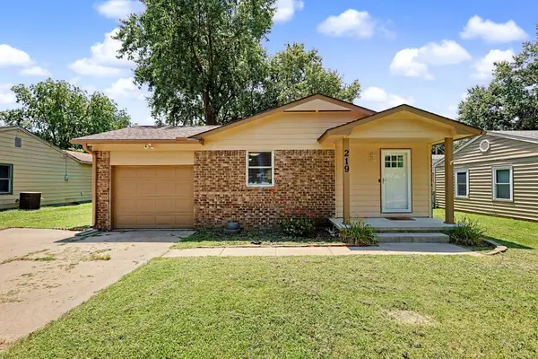 219 E Random, El Dorado, KS 67042