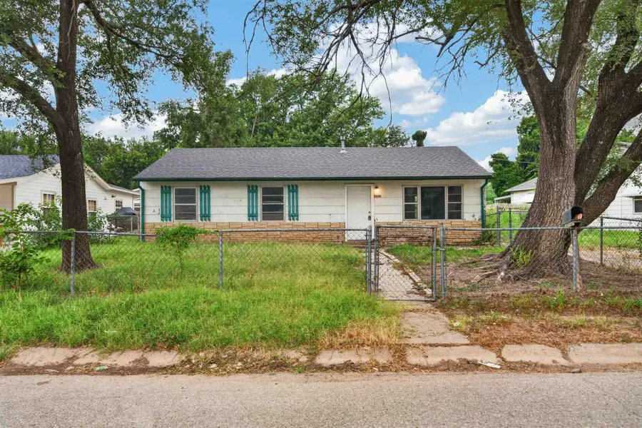4269 S Cumberland St, Wichita, KS 67216 - #2