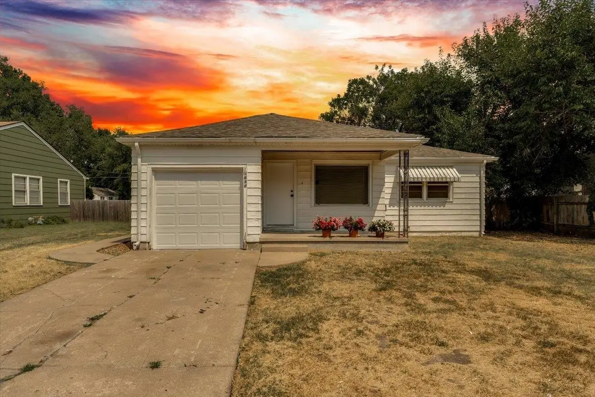 1638 S Faulders Ln, Wichita, KS 67208 - #1